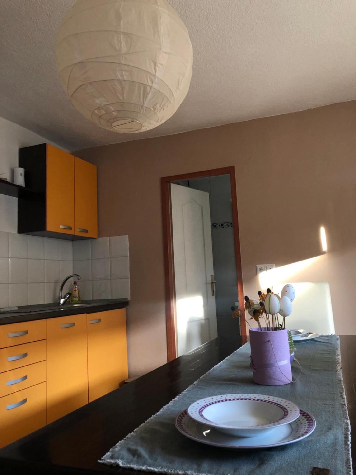 Apartment Incognito *